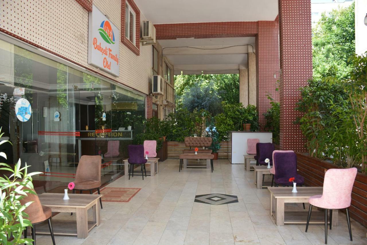 Bahceli Family Otel Antalya Exteriör bild