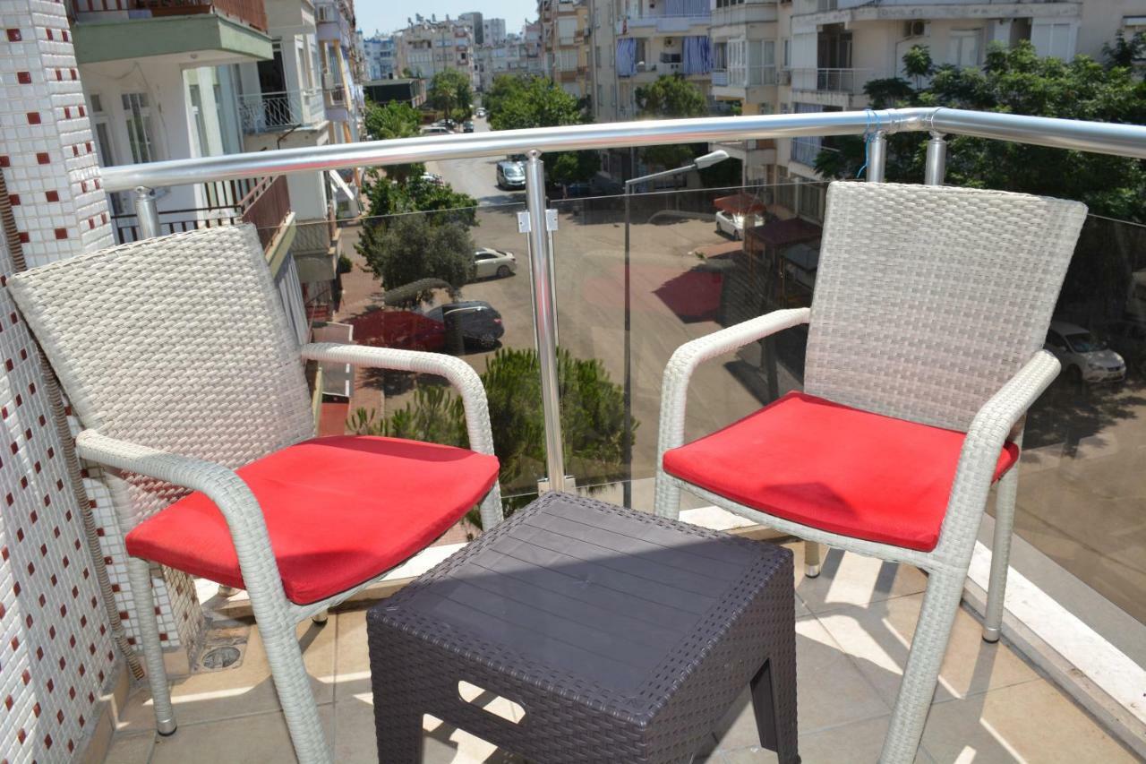 Bahceli Family Otel Antalya Exteriör bild